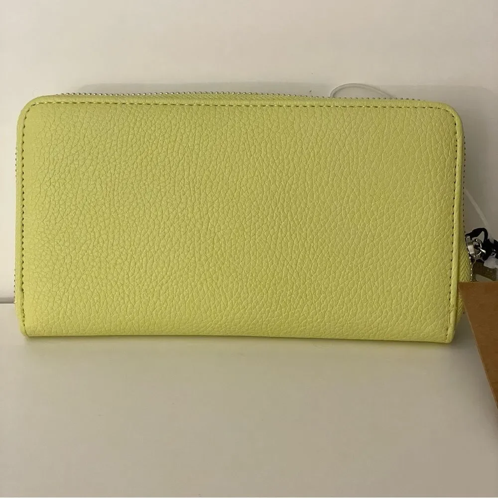 NWT Steve Madden Gorgeous BTOMMASO Lemon Green 2 Piece Wallet many compartments!